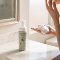 Load image into Gallery viewer, Green Tea Callus Mild Peeling Pore Cleanser
